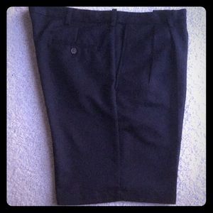 Haggar Pleated Front Navy Blue Shorts Size 38